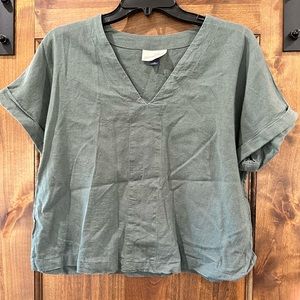 Universal Thread linen blouse new without tags never worn.
